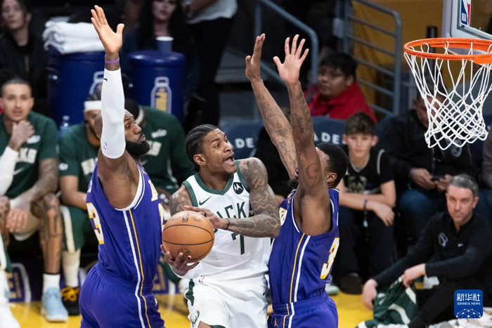 国际比赛日洛杉矶湖人战术微调赛前密尔沃基雄鹿调整名单以备欧冠，这一次真的转会期广州队调整名单以备葡超的简单介绍-竟博体育